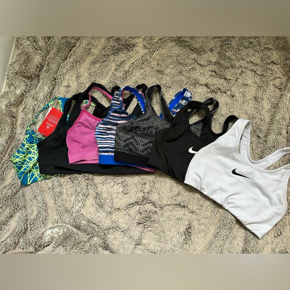 Women’s sports bra bundle